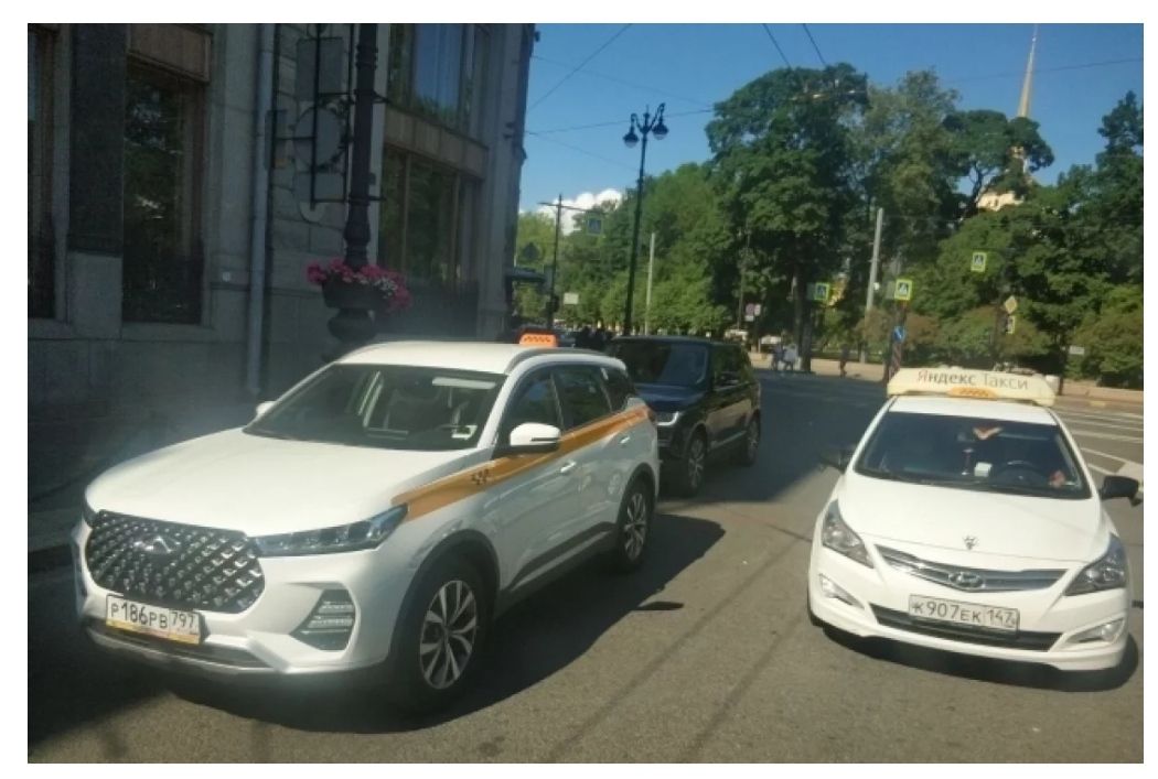 В Татарстане проблему с автобусами планируют решить за счет такси