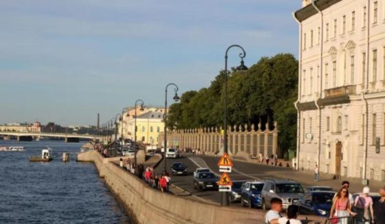 В этом году Петербург обновит порядка 80 светофорных объектов