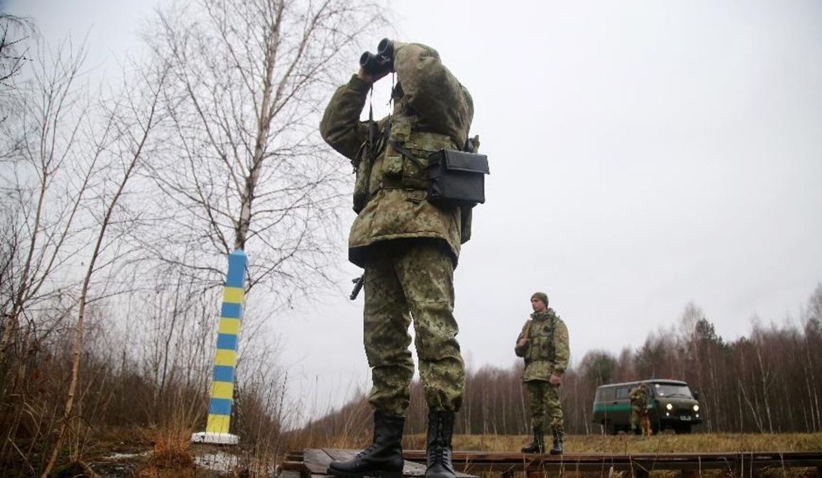 Минск обеспокоен усиленной милитаризацией на границах страны