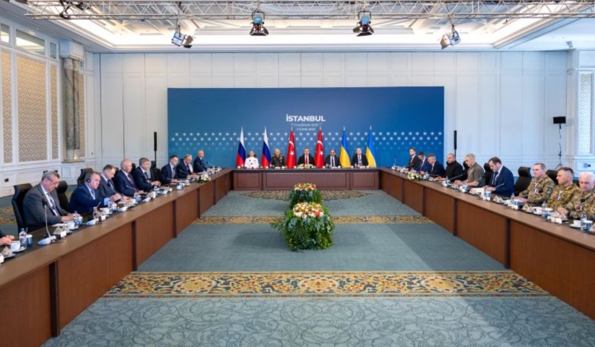 Переговоры между Россией и Украиной в Стамбуле завершились