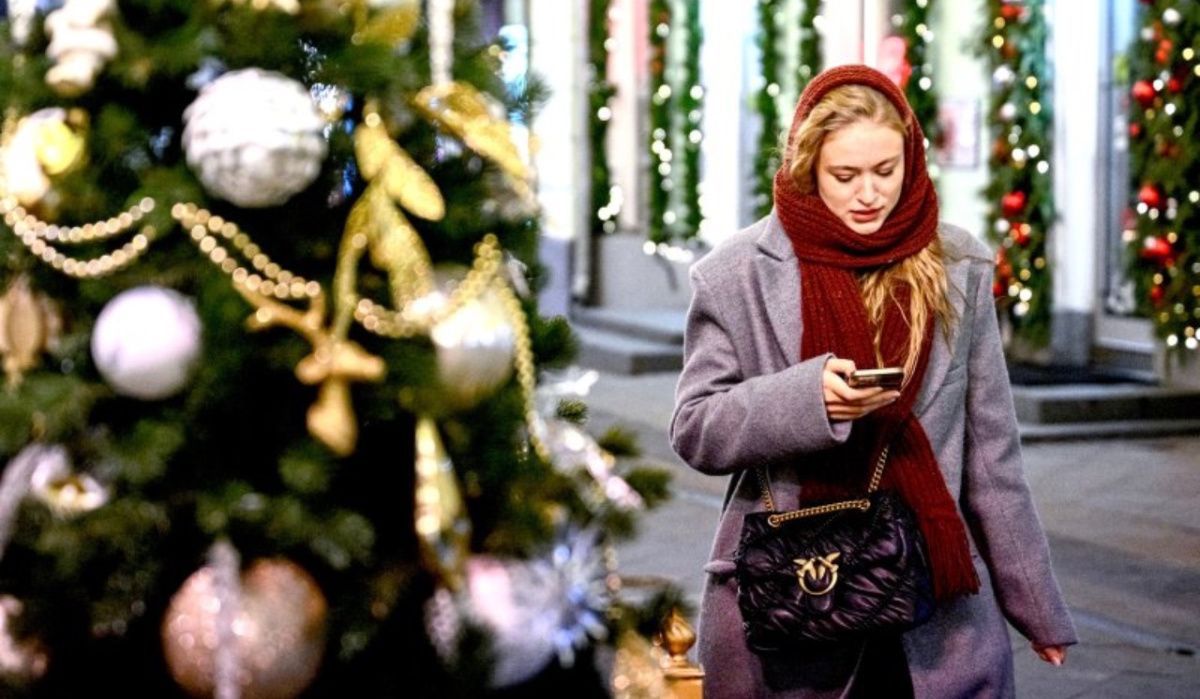 АТОР: Популярные новогодние маршруты россиян - Москва, Петербург и Сочи