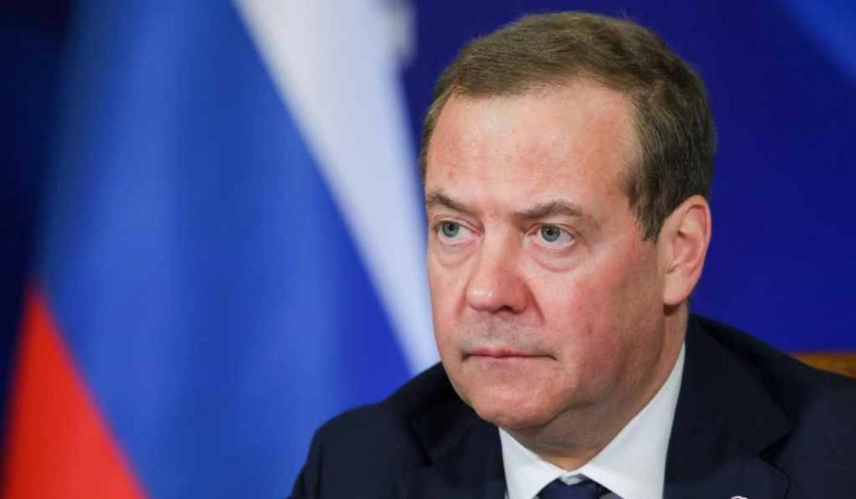 Медведев уверен, что США не выйдут из НАТО