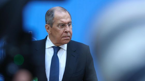 Лавров: Запад никак не угомонится в попытках сдержать Россию