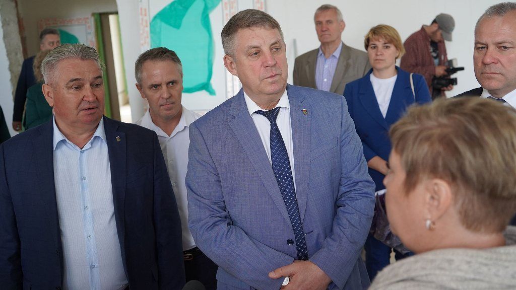 Губернатор граничащего с Украиной региона поздравил жителей с годовщиной