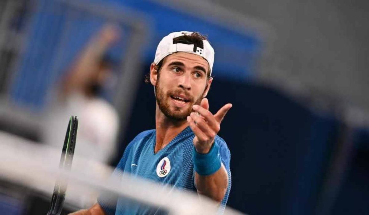 Российские теннисисты узнали соперников на старте Australian Open