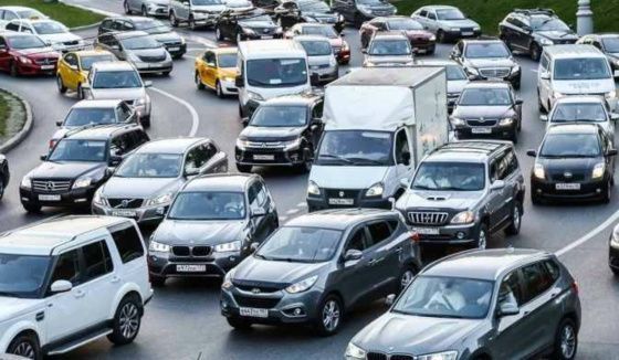 С 8 января в двух районах Петербурга введут ограничения на движение транспорта