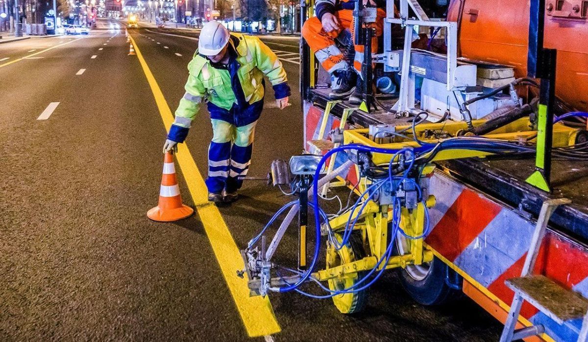 Временная разметка в центре Москвы: подготовка к репетициям и параду Победы