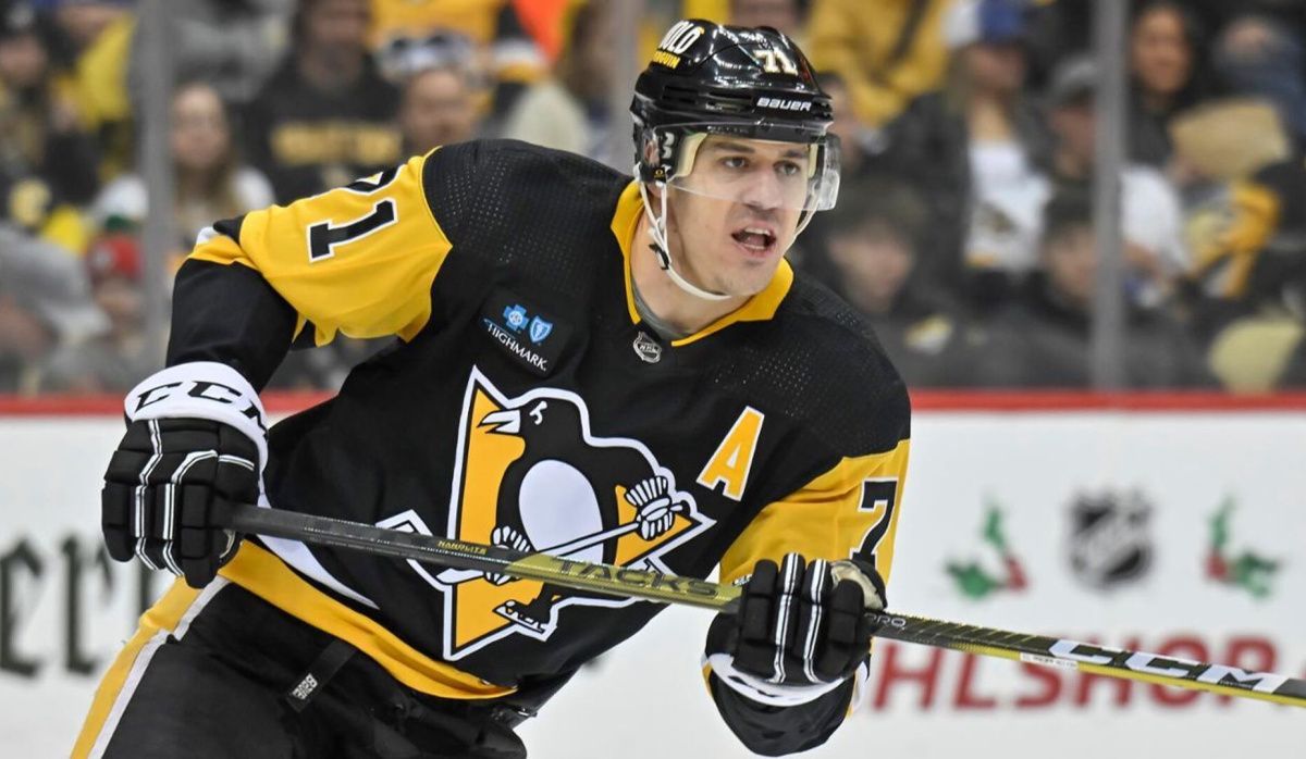 Малкин вернулся на лед НХЛ с голом в первом матче после травмы