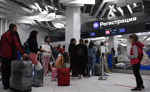 Путин открыл новый пассажирский терминал аэропорта Толмачево