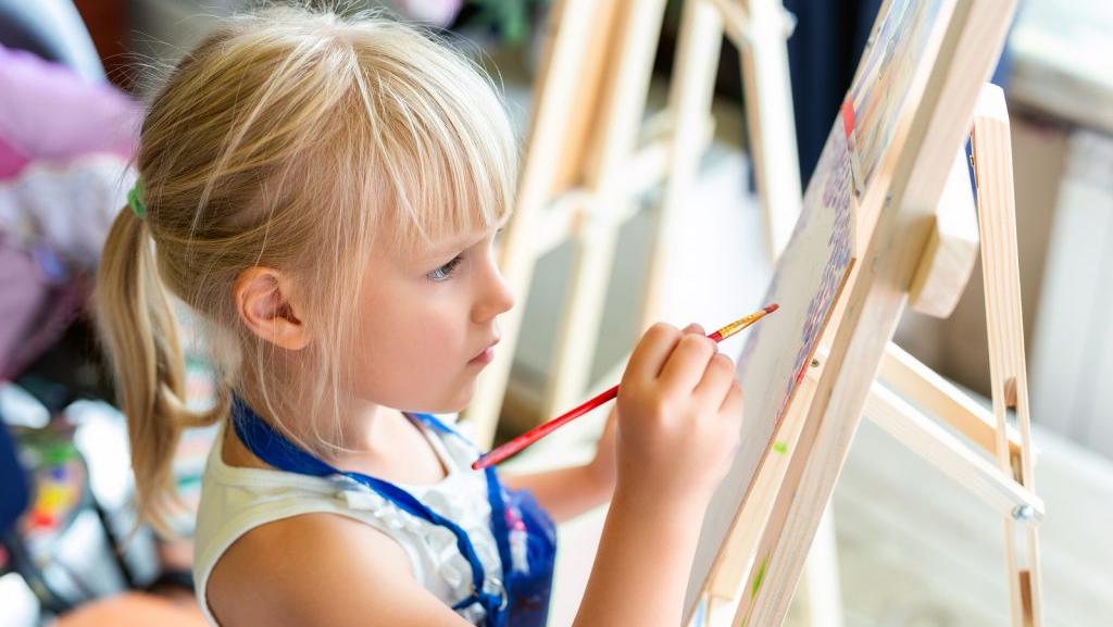 В Госдуме приняли законопроект о регулировании деятельности детских школ искусств 