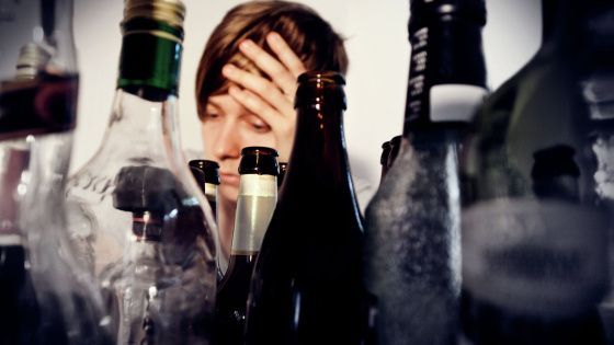 В Госдуме назвали способ помощи людям с алкогольной зависимостью