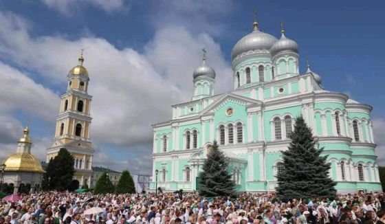 Десницу святителя Спиридона Тримифунтского доставят в Нижний Новгород