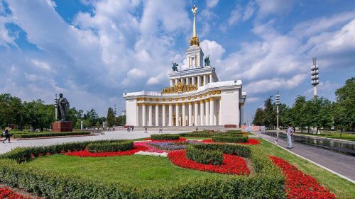 Туристическая отрасль восстановилась более чем на 80 процентов в России