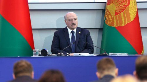Лукашенко порассуждал о передачи власти сыновьям