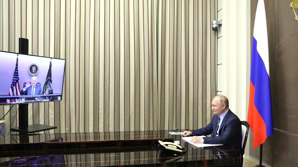 Путин и Байден пообщаются сегодня поздно вечером