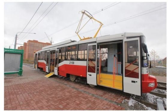 Житель Новосибирска получит денежную компенсацию за долгое ожидание трамвая