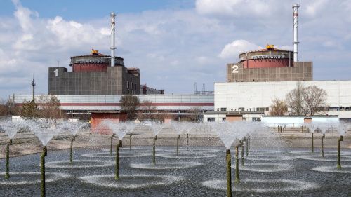 Запорожская АЭС вновь под обстрелом