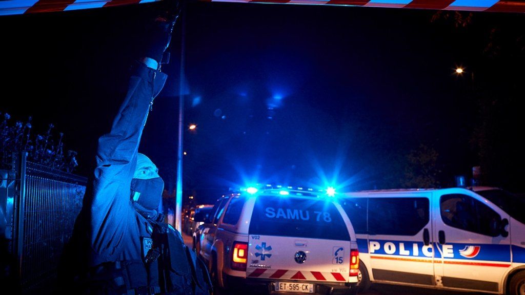 Во Франции застрелили трёх полицейских