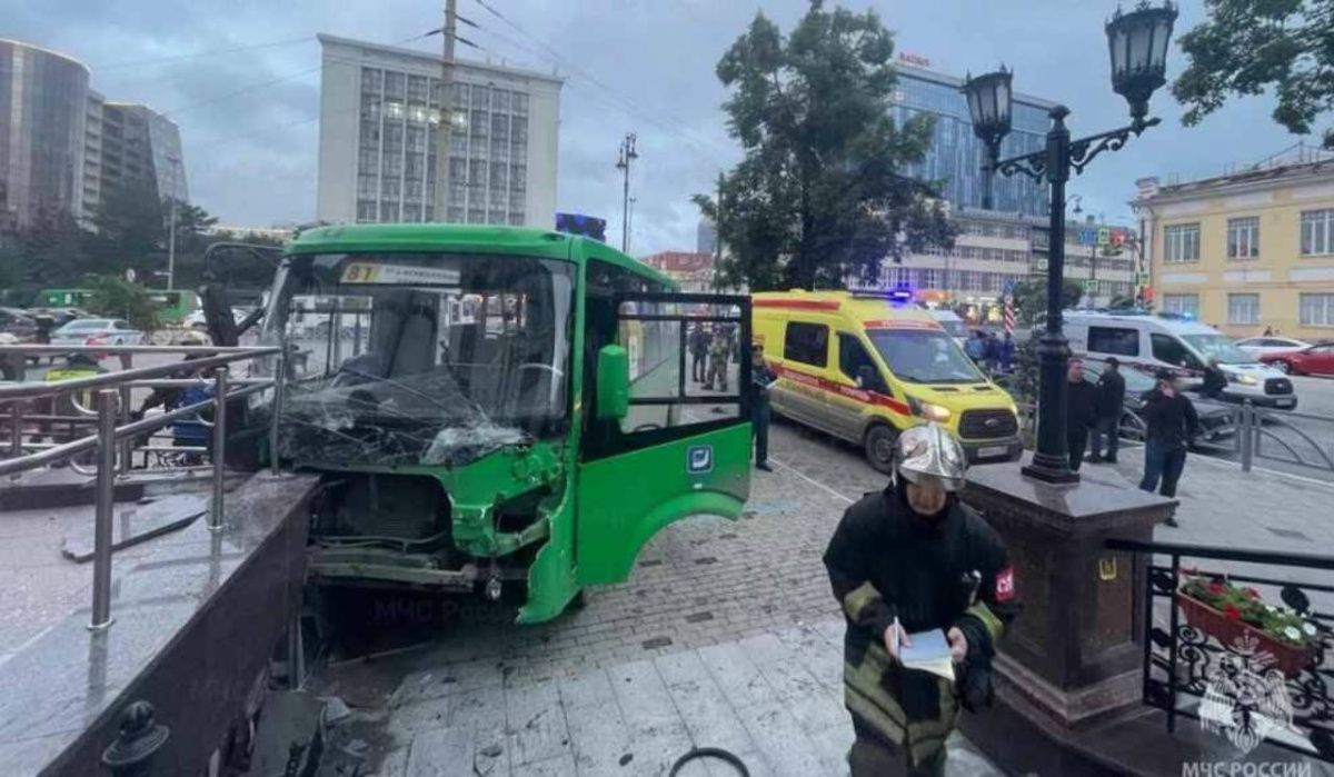 В Екатеринбурге водителю, сбившему пешеходов у храма, грозит до семи лет тюрьмы
