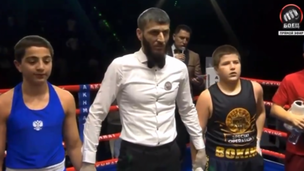 Сын Рамзана Кадырова объявил о бое-реванше, после критики о его спорной победе