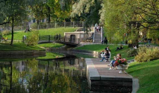 В Петербурге после просушки открыли парки и скверы