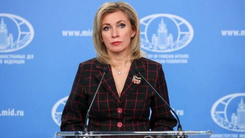 Захарова ответила на угрозы экс-главы МИД Польши ударить Россию «по яйцам»