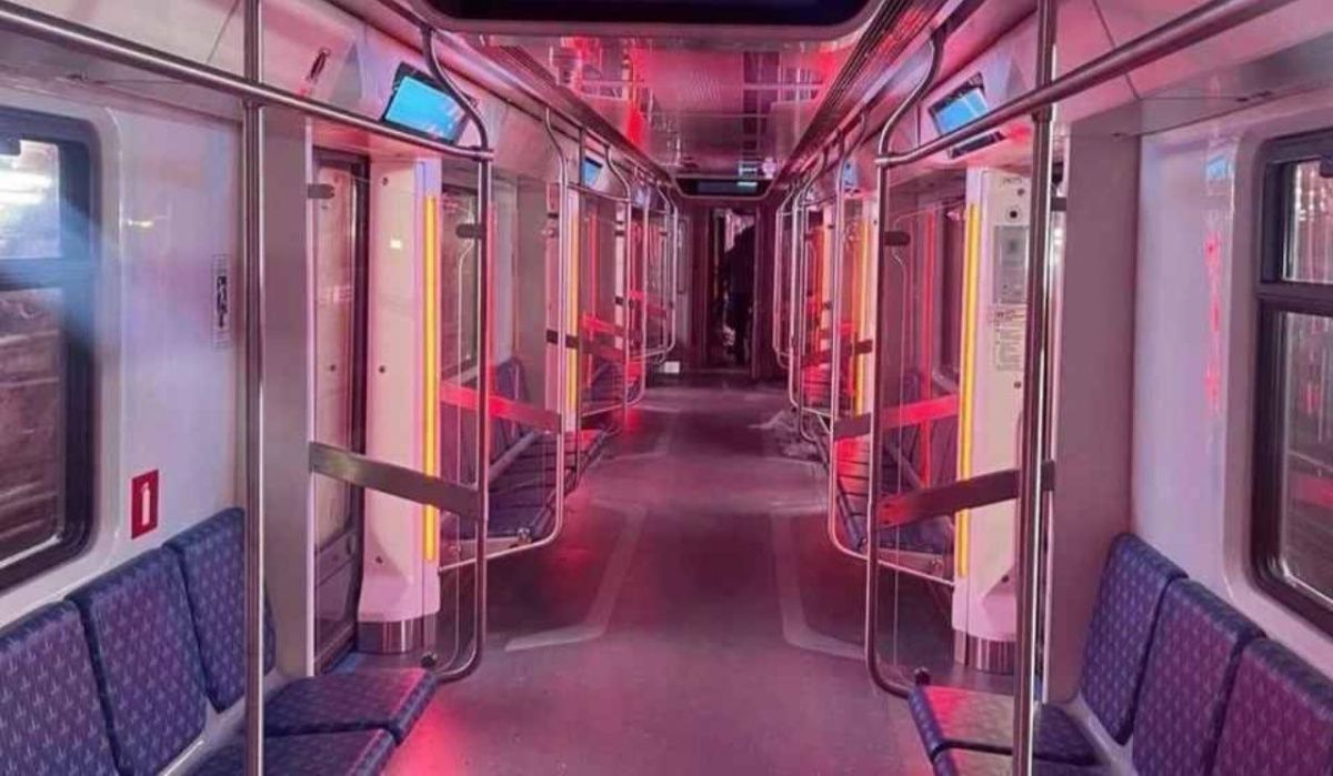 Новые "Балтийцы-2" с дисплеем в окне появятся в петербургском метро