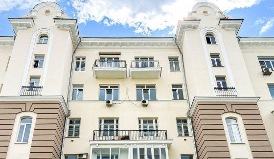 На Новом Арбате проведут реставрацию неоклассического дома