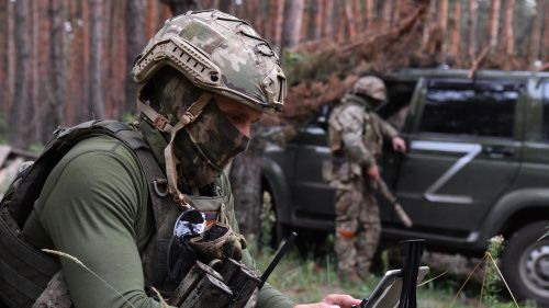 Добровольцев, участвующих в спецоперации, приравняют к ветеранам боевых действий