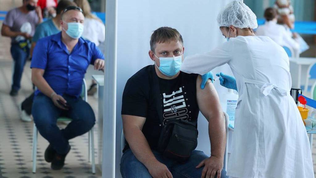 Россия третий раз за июль побила рекорд по суточной смертности COVID-19