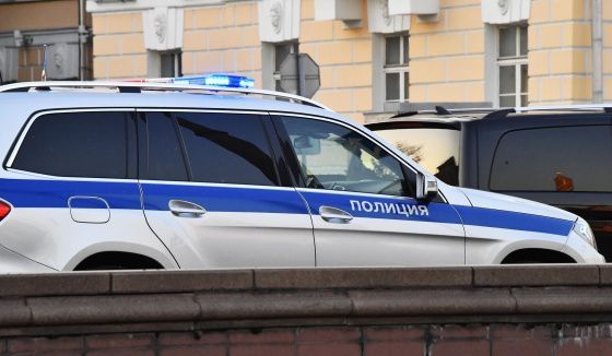 Петербуржец с муляжом гранатой попытался вымогать водку и пельмени в магазине