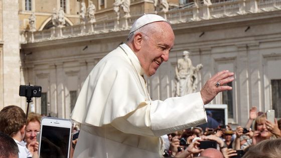 «Папа Римский будет общаться с террористами?»: Захарова высмеяла МИД Эстонии