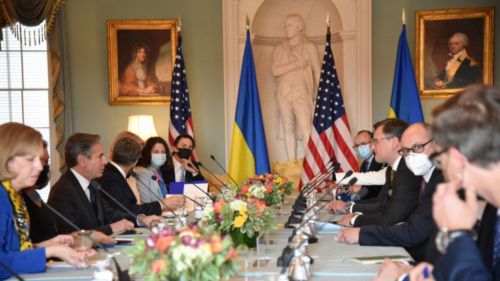 Блинкен подтвердил намерение США и дальше поддерживать Украину