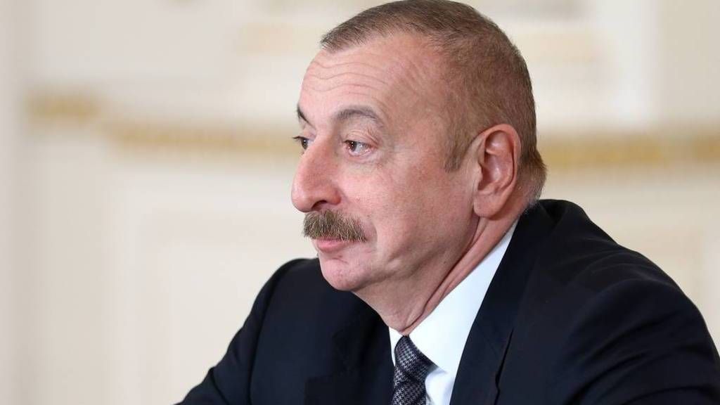 Алиев пообещал защиту христианских храмов в Карабахе