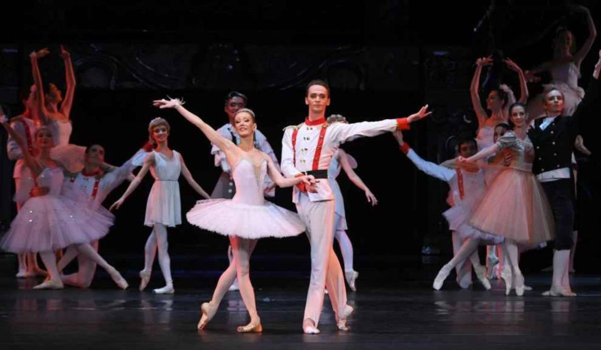 Китайцы менее чем за 20 минут раскупили билеты на российский балет 