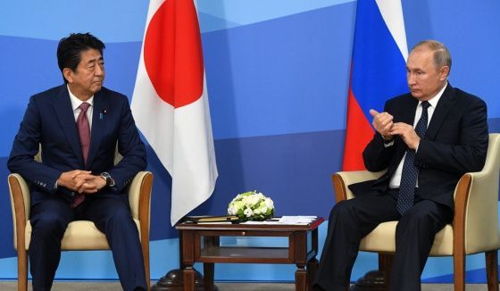 Путин вызвал удивление в Китае своей реакцией на предложение Японии