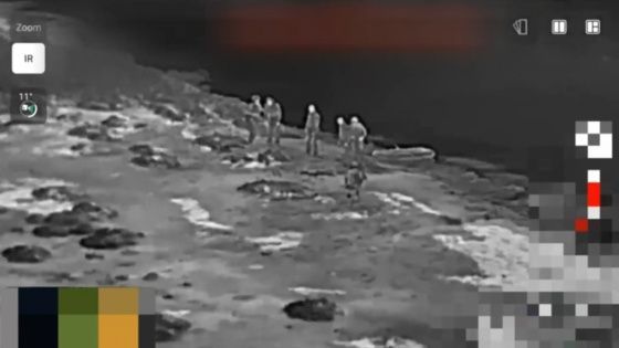 Бойцы ВСУ переплыли Днепр, сдались в плен россиянам и попали на видео