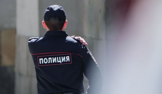 В Петербурге разыскивают мужчину, ранившего пассажира в городском автобусе