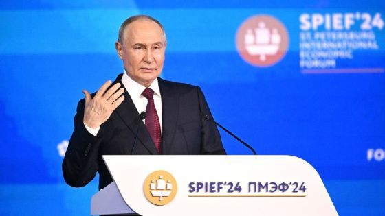 Путину предложили отвечать ядерным оружием на любые удары по РФ