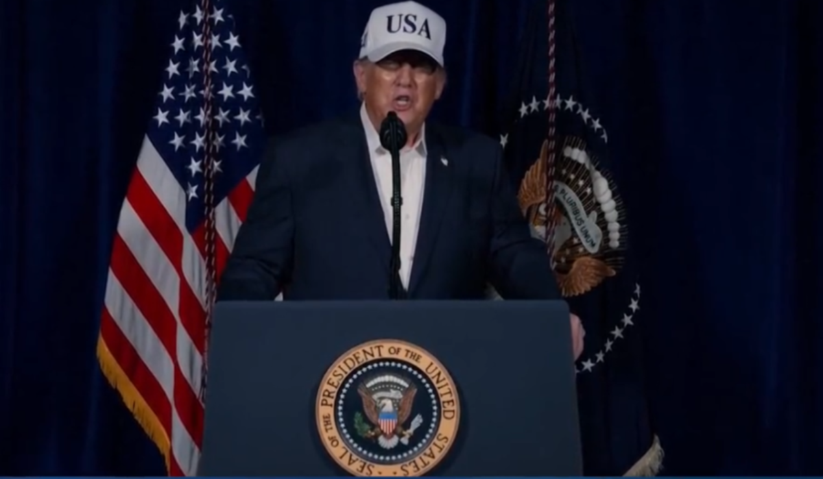 Трамп заявил, что режим прекращения огня с Ираном больше не действует