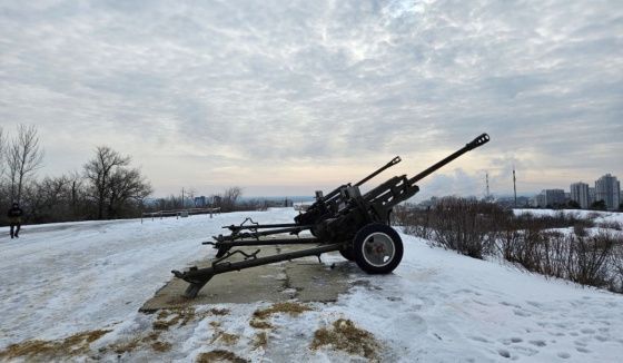 На Мамаевом кургане в Волгограде прозвучал символический "Выстрел памяти"
