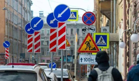 Ограничение движения введут в двух районах Петербурга с 18 февраля