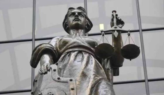 Экс-зампред Воронежского облсуда попытался оспорить изъятие имущества