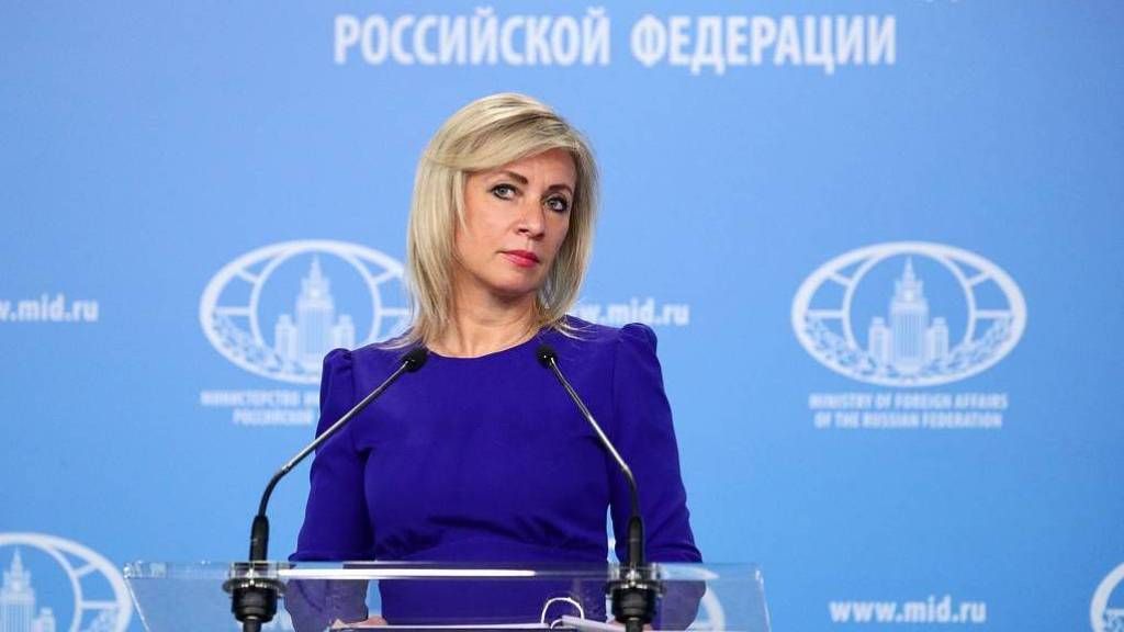 В России назвали издевательством идею Зеленского о референдуме по Донбассу