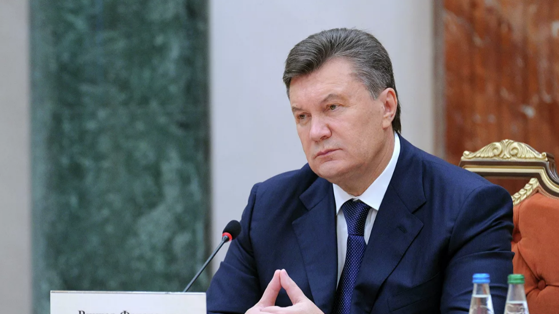 Янукович признался в симпатии к Зеленскому