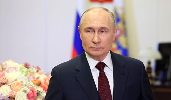 Президент Путин по видео поздравил россиянок с Международным женским днем