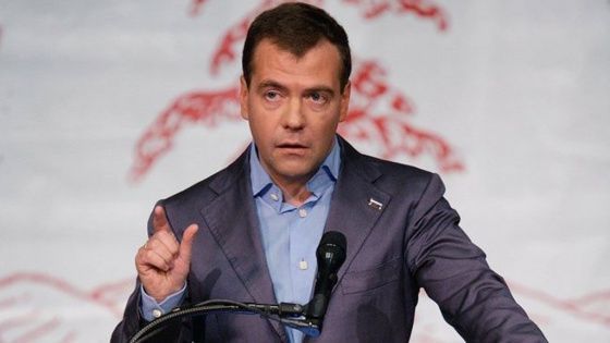 Медведев: Россия не допустит превозношения мерзавцев, палачей и убийц