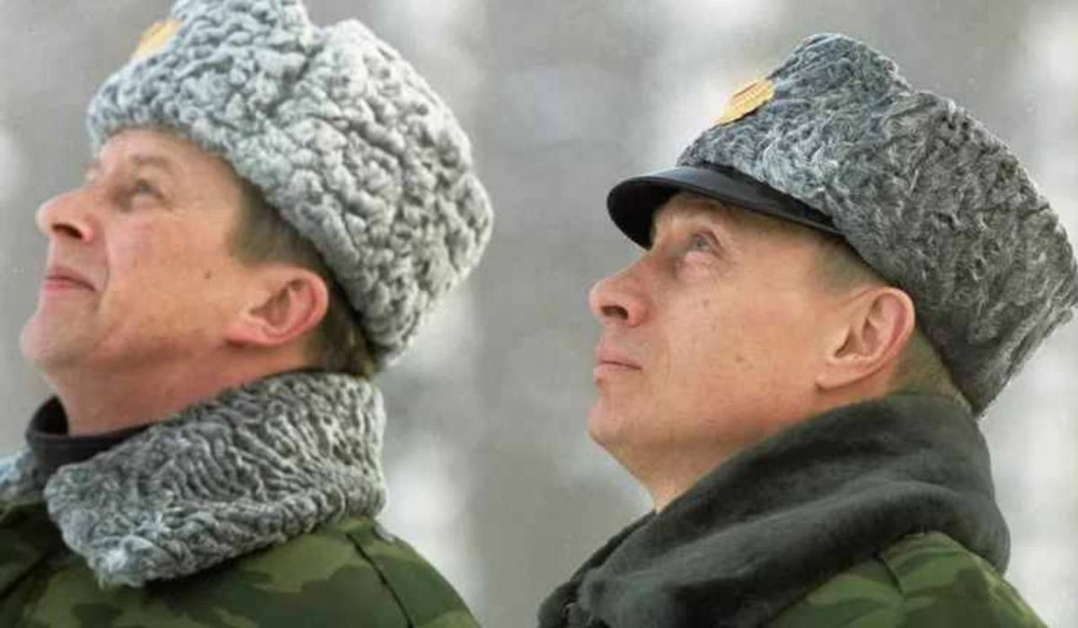 Путин посетил церемонию прощания с Сергеем Ивановым