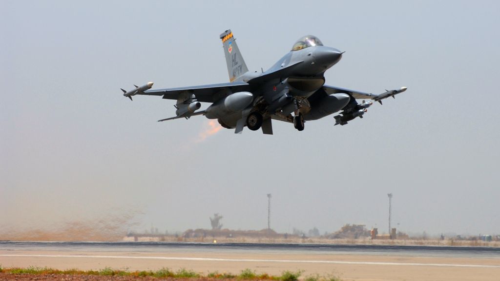 Первый сбивший F-16 российский солдат станет миллионером