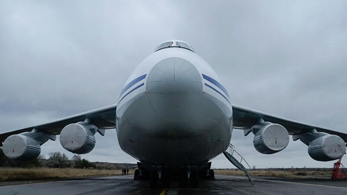 Россия объявила демарш Канаде из-за самолёта